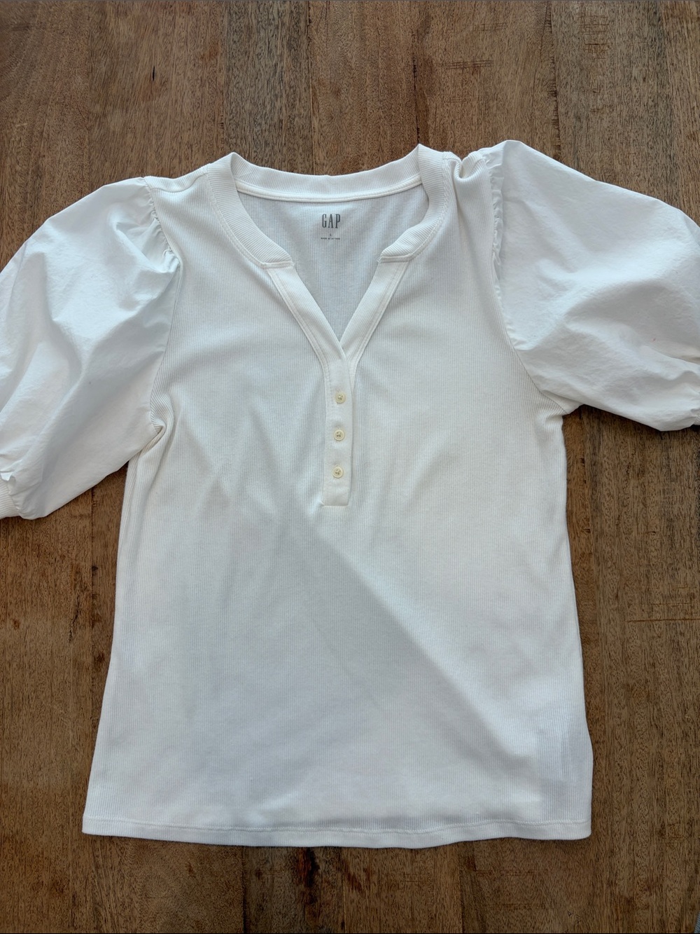 GAP White Puff Sleeve Henley Tee